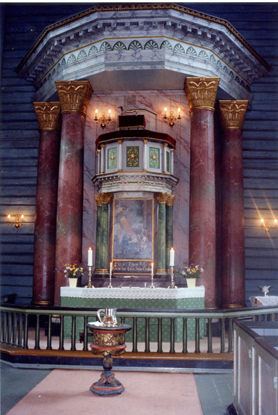 Jevnaker Church Altar
