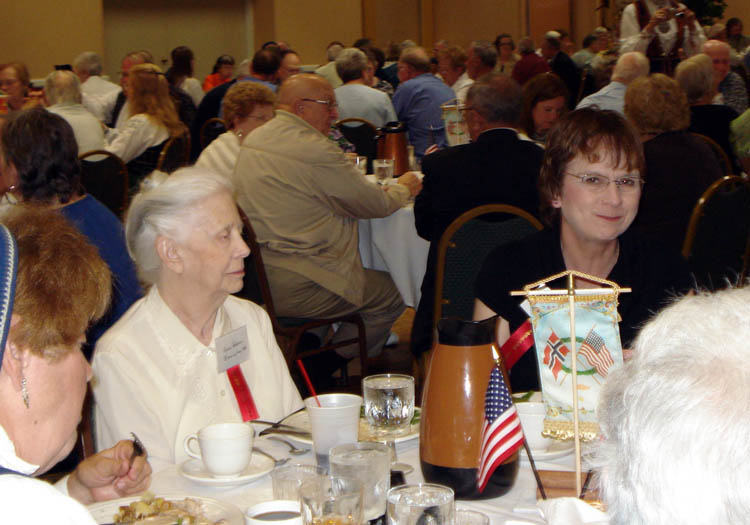 Lag Members at the Banquet